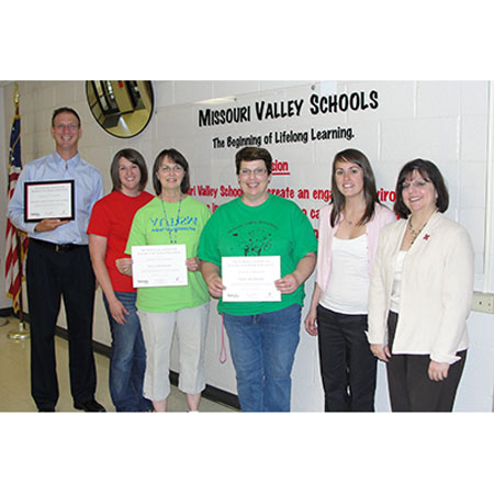 Missouri Valley Elementary School receives a visit from R2Ed researchers